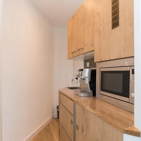 Canal View In The Center 公寓 *